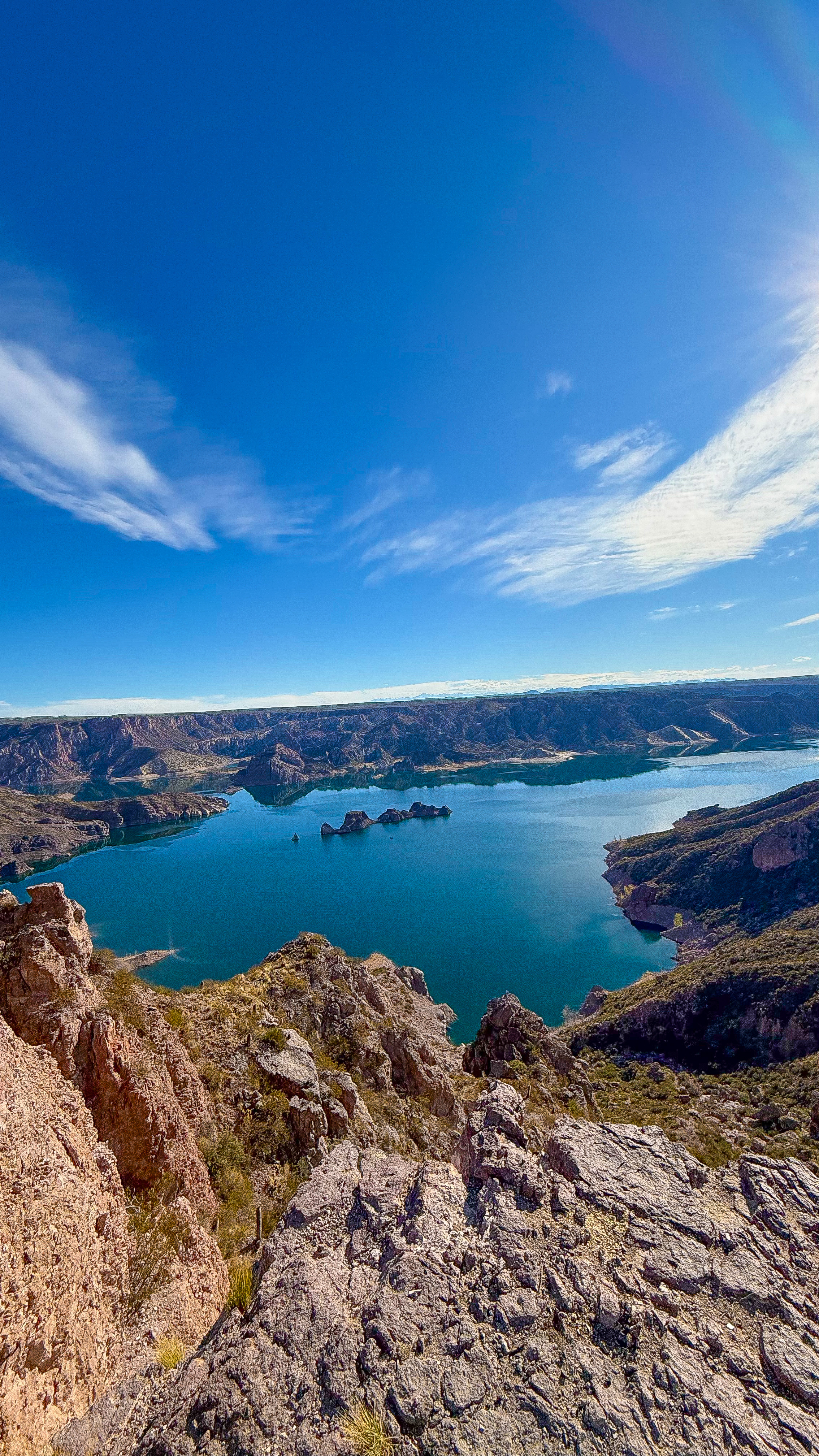 Cañón del Atuel turquoise reservoir